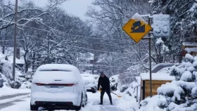 যুক্তরাষ্ট্রের ১২ রাজ্যে জরুরি অবস্থা, ১৩ হাজার ফ্লাইট বাতিল