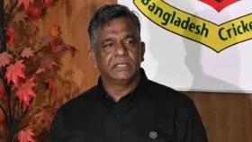 গভীর রাতে বিসিবি সভাপতি বুলবুলের দেশ ছাড়ার গুঞ্জন!