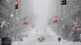 যুক্তরাষ্ট্রে তুষারঝড় ও তীব্র শৈত্যপ্রবাহে নিহত ১১