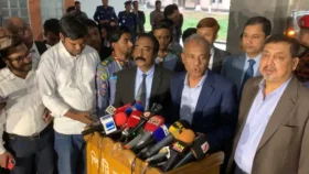 নির্বাচনে জড়িতদের মধ্যে আওয়ামী লীগের দোসর নেই, সবাই সৎ অফিসার: স্বরাষ্ট্র উপদেষ্টা