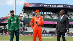 উদ্বোধনী ম্যাচে টস জিতে ফিল্ডিংয়ে পাকিস্তান