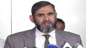 ভোটকেন্দ্রে সাংবাদিক ও পর্যবেক্ষকদের মোবাইল নিতে বাধা নেই : ইসি&nbsp;