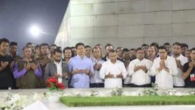 বাবা-মায়ের কবর জিয়ারত করে ঘরে ফিরলেন তারেক রহমান&nbsp;