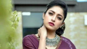 &lsquo;আমরা সবাই কোনো না কোনোভাবে রাজনীতির শিকার&rsquo;