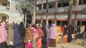 চার কেন্দ্রে ২ ঘণ্টায় ভোট পড়েছে যত