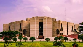 নতুন মন্ত্রিসভায় থাকতে পারেন যারা