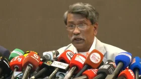 জনগণ আর পুরনো ব্যবস্থায় ফিরতে চান না: আলী রীয়াজ