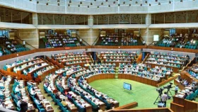 ত্রয়োদশ সংসদের প্রথম অধিবেশন কবে?