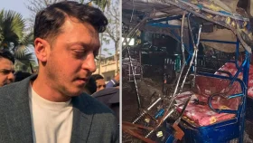 দুর্ঘটনার কবলে ফুটবলার ওজিল ও এরদোগানের ছেলের গাড়িবহর