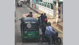 সিলেটে ফিল্মি স্টাইলে সিএনজি থামিয়ে প্রকাশ্যে ছিনতাই