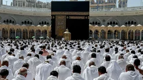 চলতি রোজায় একদিনে ওমরাহ পালনে নতুন রেকর্ড