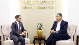 স্বরাষ্ট্রমন্ত্রীর সঙ্গে ভারতীয় হাইকমিশনারের বৈঠক