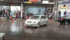 রাজধানীতে হঠাৎ বৃষ্টি