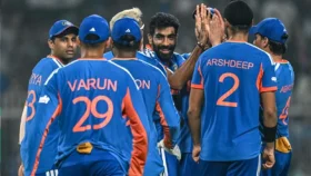 ওয়েস্ট ইন্ডিজকে হারিয়ে সেমিফাইনালে ভারত