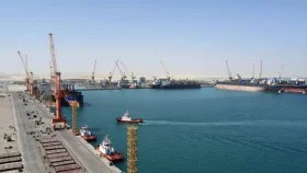 ওমানের দুকুম বন্দরে ড্রোন হামলায় জ্বালানি ট্যাংক ক্ষতিগ্রস্ত