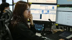 এশিয়ার শেয়ার বাজারে ধস, বাড়ছে তেলের দাম