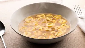 বিশ্বজুড়ে ব্রোথ ও স্টকের জনপ্রিয়তা, কেন এটি সেরা কমফোর্ট ফুড?