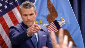 ইরানে হামলার তীব্রতা নাটকীয়ভাবে বাড়ানোর হুঁশিয়ারি যুক্তরাষ্ট্রের