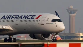 হামলার মুখে ফিরে গেলো ফরাসি বিমান