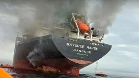 হরমুজ প্রণালিতে তিনটি কার্গো জাহাজে হামলা