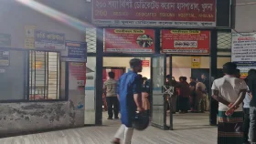 বাগেরহাটে সড়ক দুর্ঘটনায় নিহত বেড়ে ১৩, একই পরিবারের ১২ জন