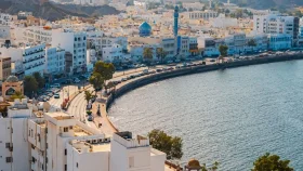 ওমান থেকে কর্মকর্তাদের সরিয়ে নিচ্ছে যুক্তরাষ্ট্র