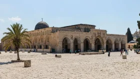 আল-আকসায় নামাজ বন্ধে আরব লিগের নিন্দা