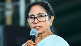 ঈদের আগে পশ্চিমবঙ্গের মুয়াজ্জিনদের সুসংবাদ দিলেন মমতা