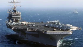 ইরানের হামলায় পিছু হটলো মার্কিন রণতরী 'আব্রাহাম লিংকন'