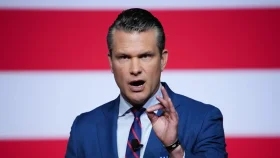 ইরান হামলায় যুক্তরাষ্ট্র সঠিক পথেই আছে: মার্কিন প্রতিরক্ষামন্ত্রী