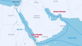 এবার বাব এল মান্দেব প্রণালি বন্ধের পথে ইরান