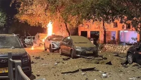 ইসরায়েলে আঘাত হানলো ইরানের ক্লাস্টার মিসাইল