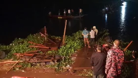 জামালপুরে ভাসমান সেতু ভেঙে ভাই-বোনসহ মৃত বেড়ে ৫