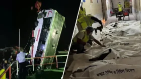 নিয়ন্ত্রণ হারিয়ে বাস নদীতে, ২০ জনের মরদেহ উদ্ধার