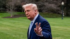 ইরানের জ্বালানি স্থাপনায় হামলা ১০ দিনের জন্য স্থগিত&nbsp;