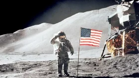 চাঁদে স্থায়ী ঘাঁটি নির্মাণ করতে যাচ্ছে যুক্তরাষ্ট্র