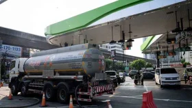 ১ এপ্রিল থেকে পেট্রোল রপ্তানি বন্ধ করছে রাশিয়া