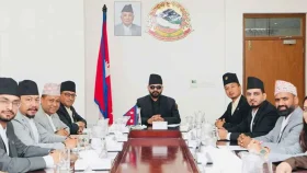 ৬০ দিনের মধ্যে শিক্ষাঙ্গনে রাজনীতি বাতিল করবে নেপাল