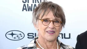 বরেণ্য অভিনেত্রী মেরি বেথ হার্ট আর নেই