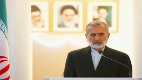 ইরানের সাবেক পররাষ্ট্রমন্ত্রী কামাল খারাজি গুরুতর আহত, স্ত্রী নিহত