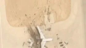 স্যাটেলাইট চিত্রে সৌদি ঘাঁটিতে ধ্বংস হওয়া মার্কিন নজরদারি বিমানের ছবি প্রকাশ