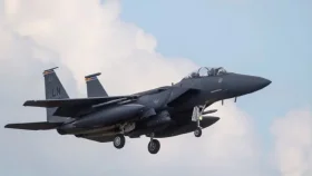 ইরানে ভূপাতিত যুদ্ধবিমানের ১ ক্রু উদ্ধার, দাবি মার্কিন বাহিনীর