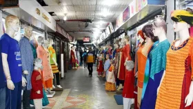 দোকান পরিচালনায় নতুন সময়সূচির প্রস্তাব