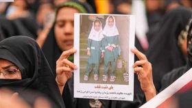 ইরানে হামলার নিন্দা জানিয়ে ১০০ মার্কিন আইনজ্ঞের খোলা চিঠি