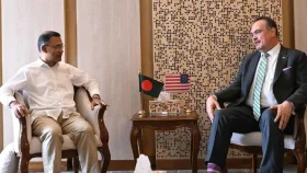 প্রধানমন্ত্রীর সঙ্গে মা&zwnj;র্কিন রাষ্ট্রদূতের সাক্ষাৎ