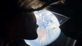 ৪০ মিনিট পৃথিবী থেকে বিচ্ছিন্ন থাকছেন ৪ নভোচারী