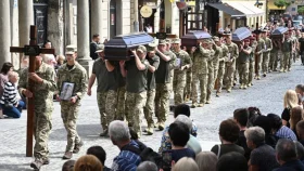 এক হাজার ইউক্রেনীয় সেনার মরদেহ হস্তান্তর করলো রাশিয়া