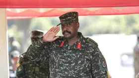 ইসরায়েলের পক্ষে উগান্ডার ১ লাখ সেনা পাঠানোর হুঁশিয়ারি