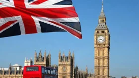 হরমুজ প্রণালি অবরোধে আমেরিকাকে সমর্থন দেবে না যুক্তরাজ্য