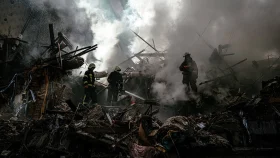 ইউক্রেনে রাশিয়ার হামলায় শিশুসহ নিহত ১৭